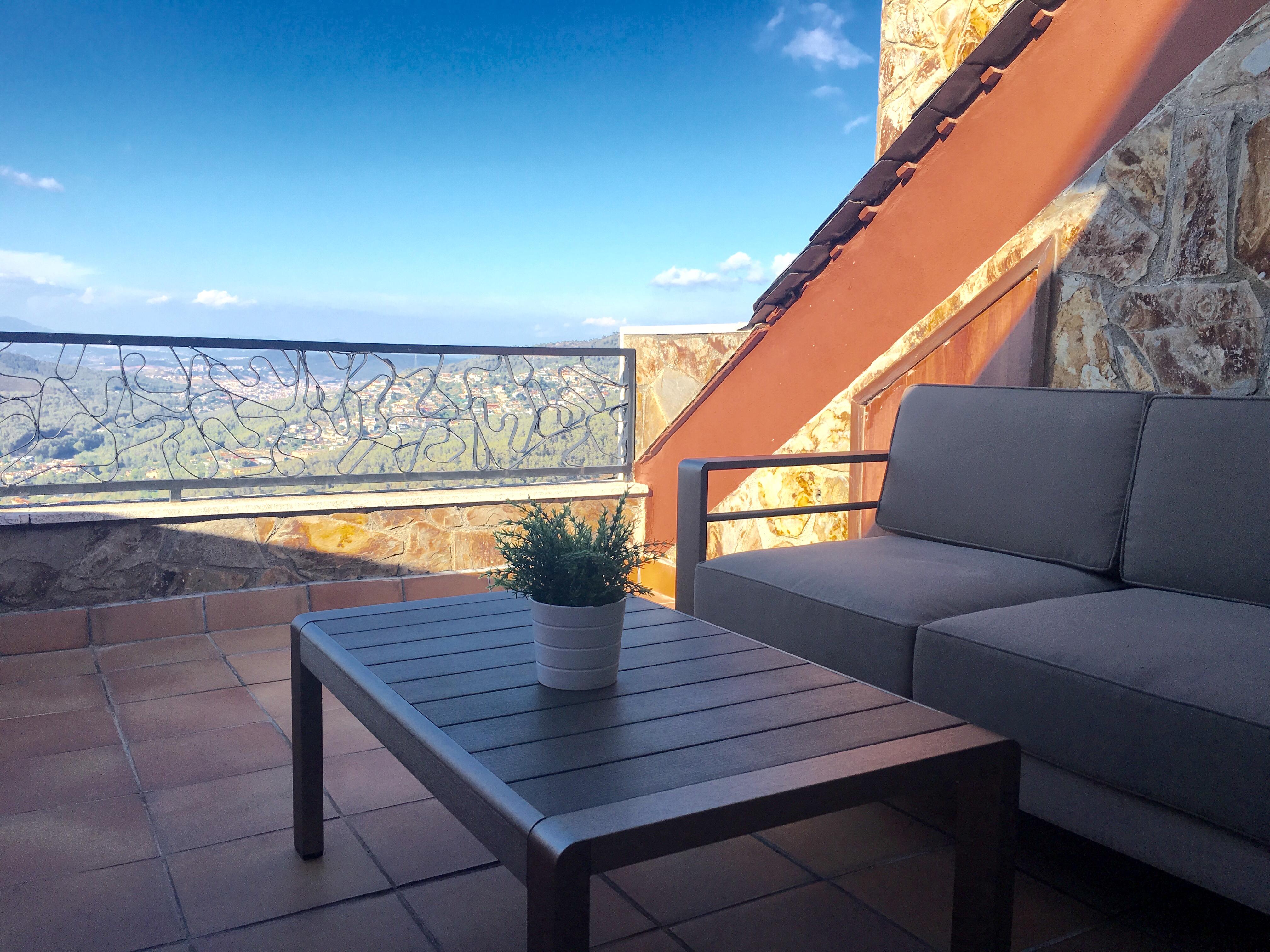 Hotel Petit Mirador Torrelles De Llobregat Esterno foto