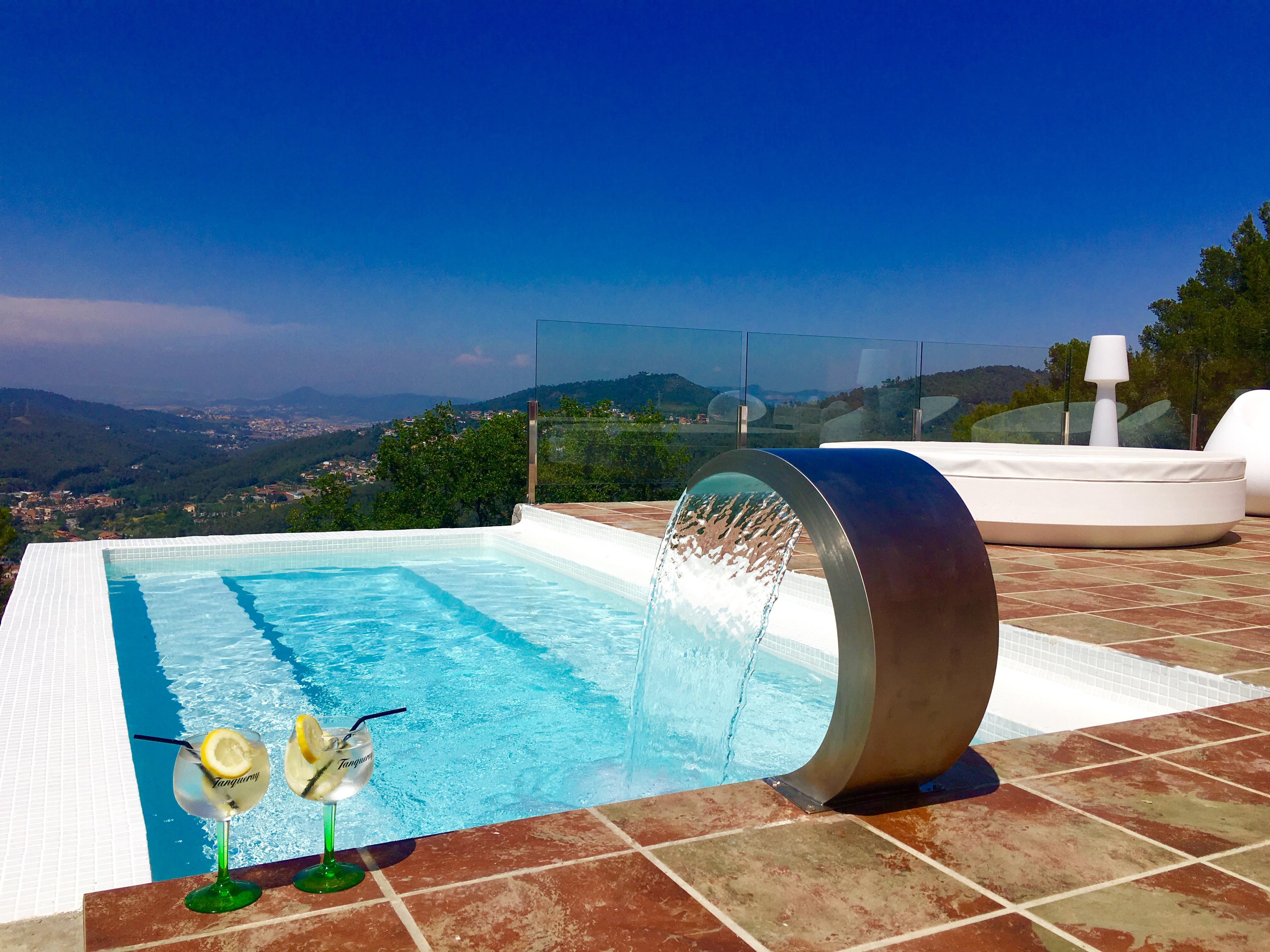 Hotel Petit Mirador Torrelles De Llobregat Esterno foto
