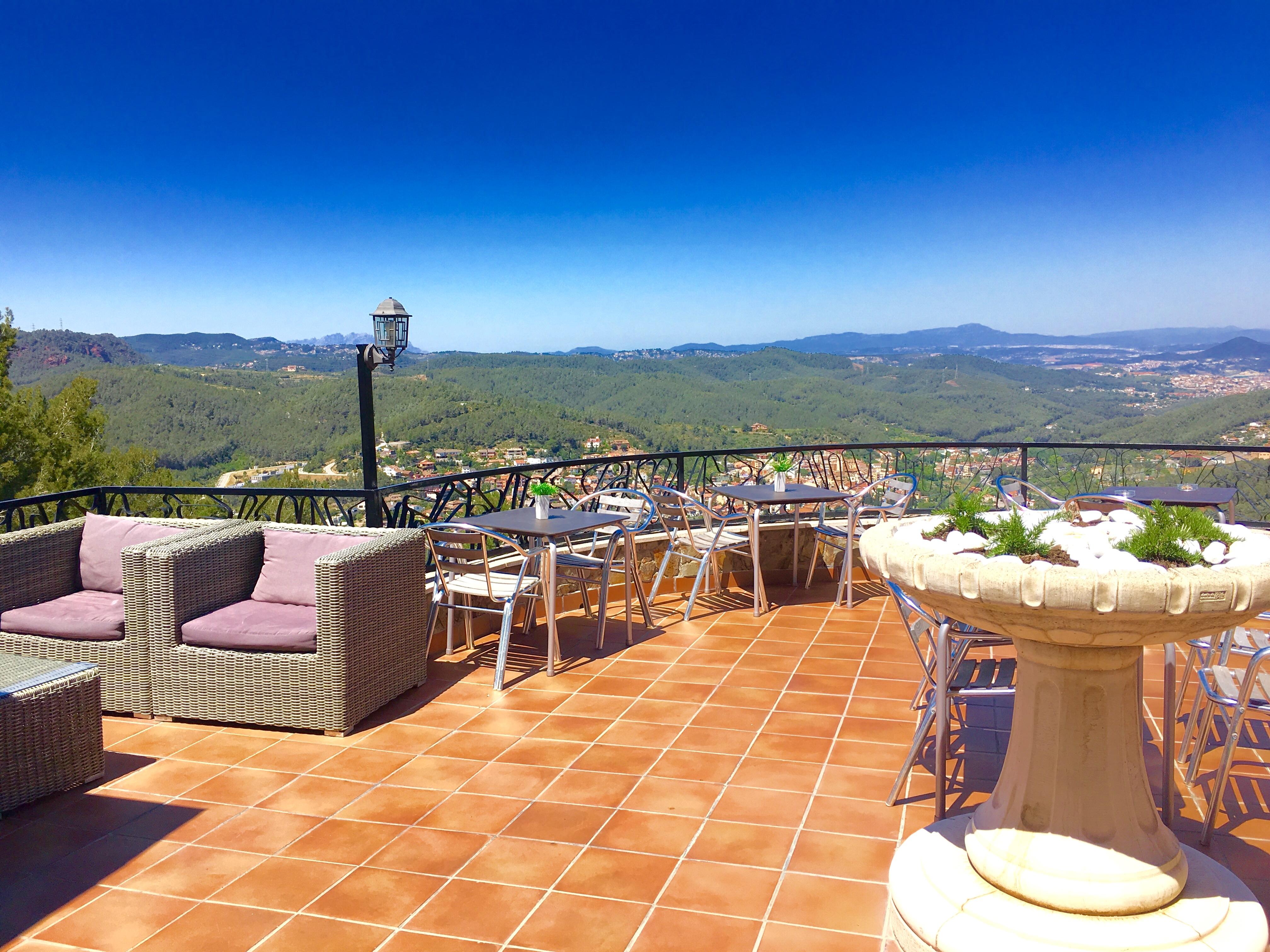 Hotel Petit Mirador Torrelles De Llobregat Esterno foto