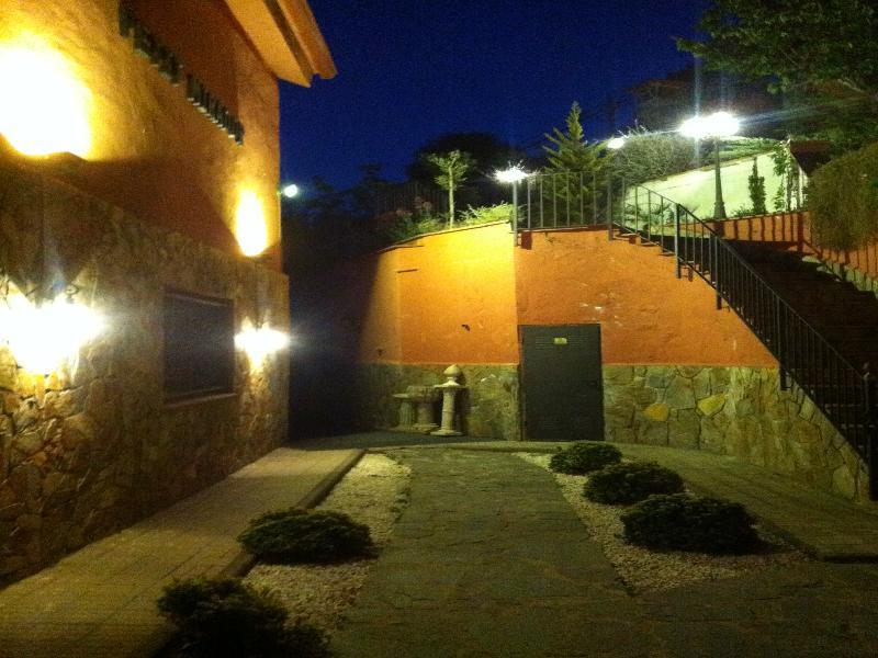 Hotel Petit Mirador Torrelles De Llobregat Esterno foto